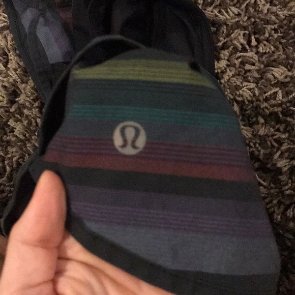 Ponchos lululemon Speeds Shorts - Picture 3 of 6